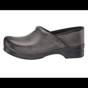 NIB Dansko Professional Clogs